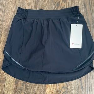 Lululemon Hotty Hot High Rise (HR) Skirt